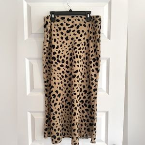 Rachel Zoe Leopard midi skirt. Tan with black spots.